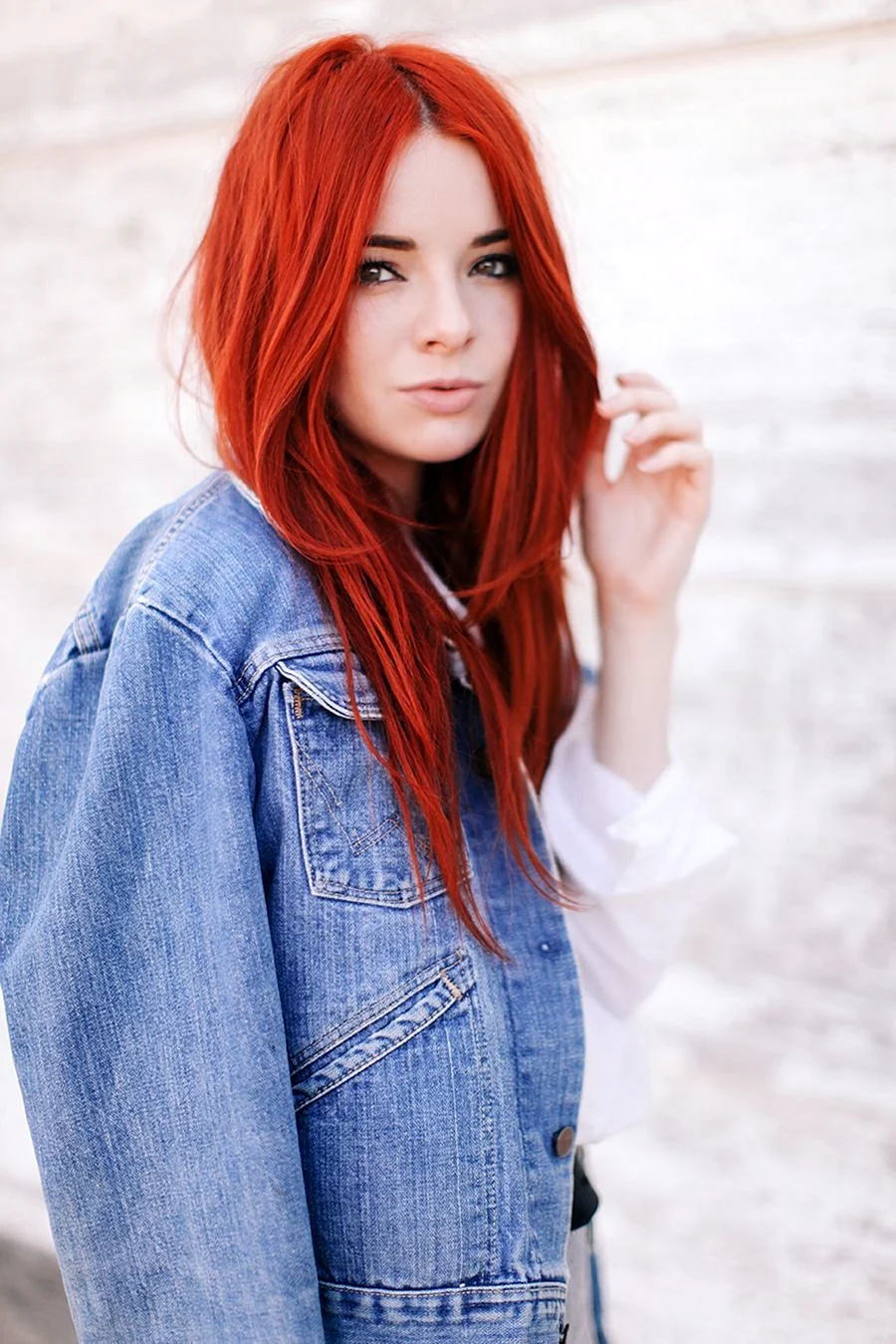 Ярко рыжие волосы