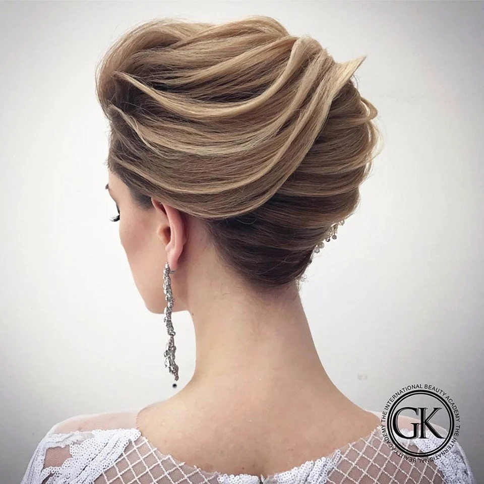 Прическа Ракушка на свадьбу