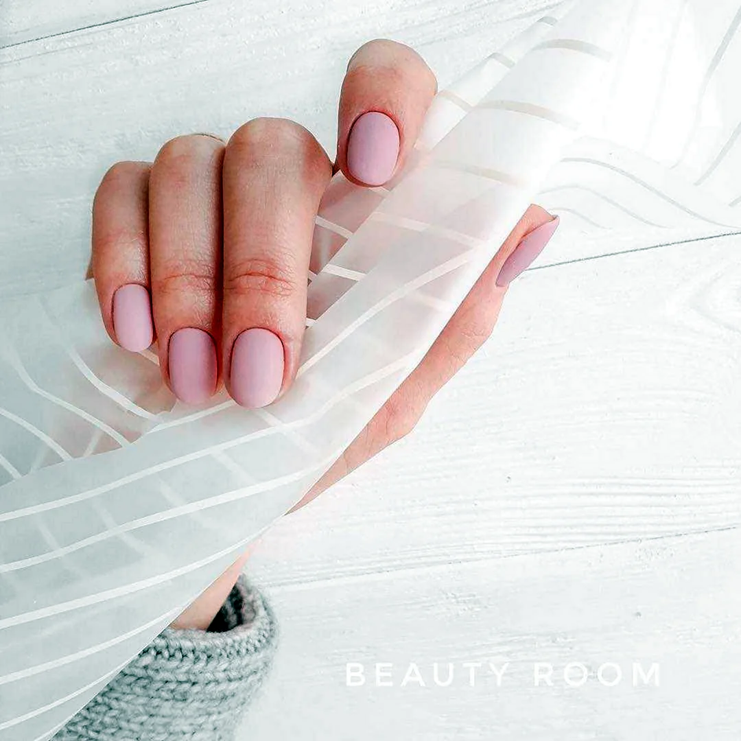 Позы рук для маникюра