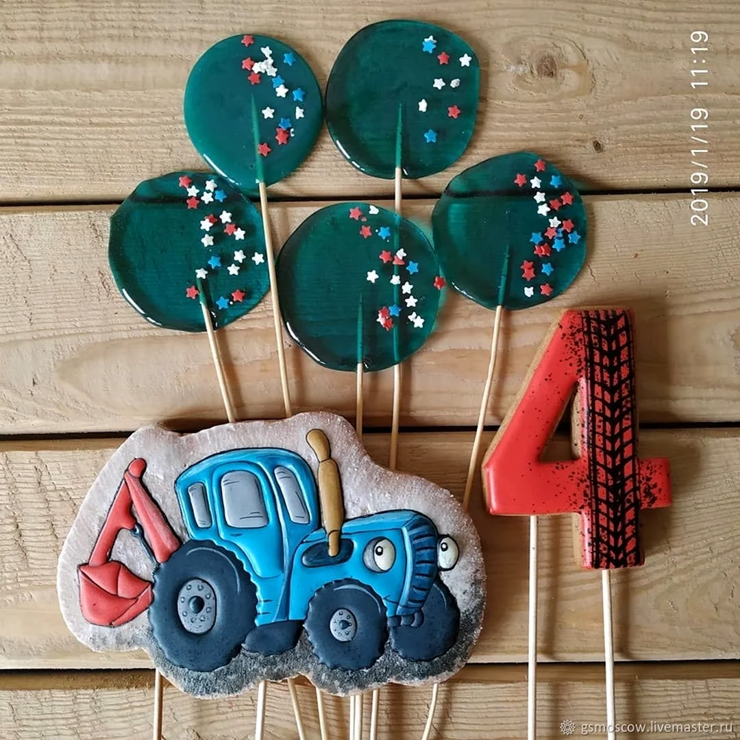 Торт синий трактор с пряниками