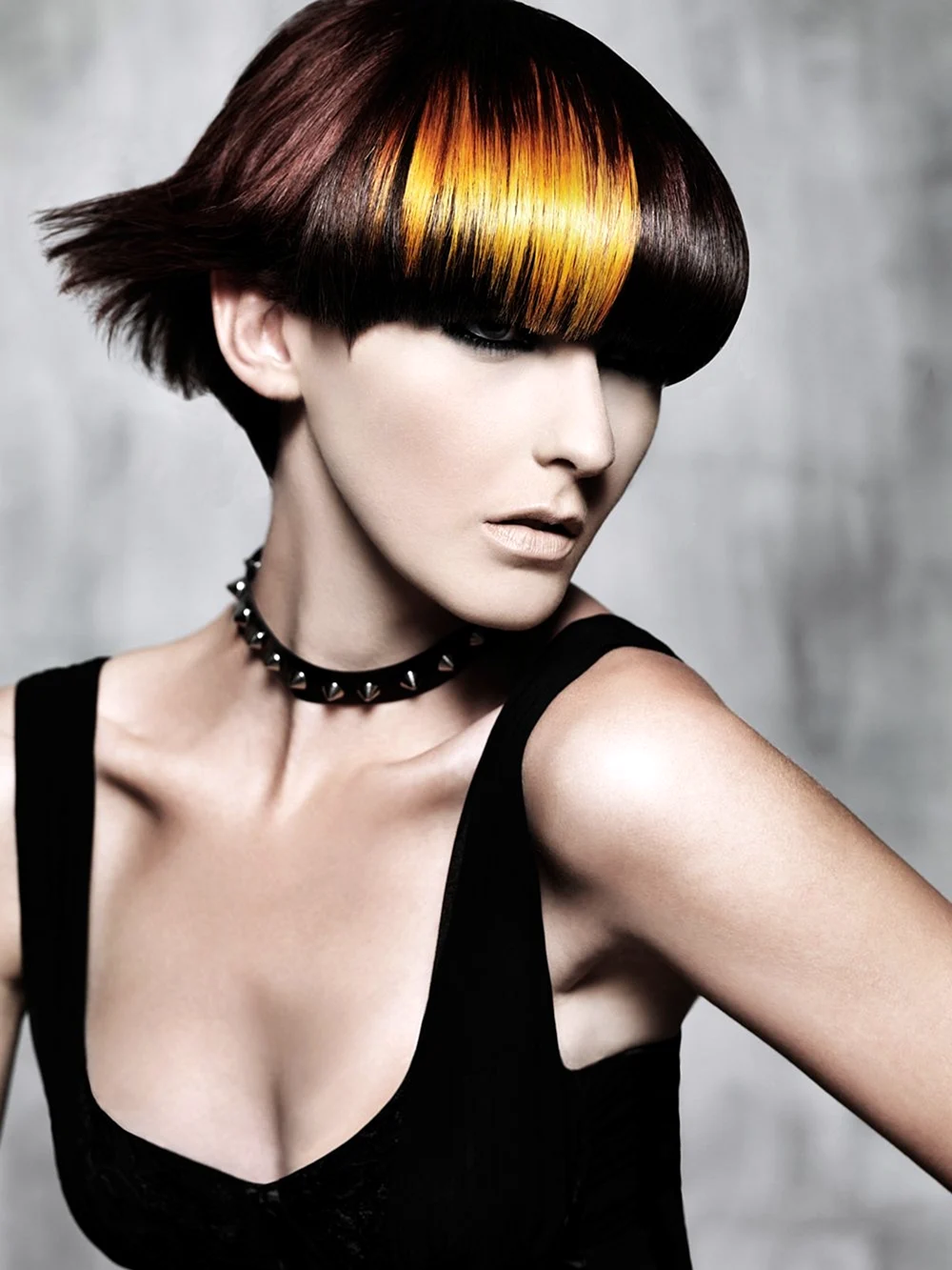 Креативное окрашивание на короткие волосы женские