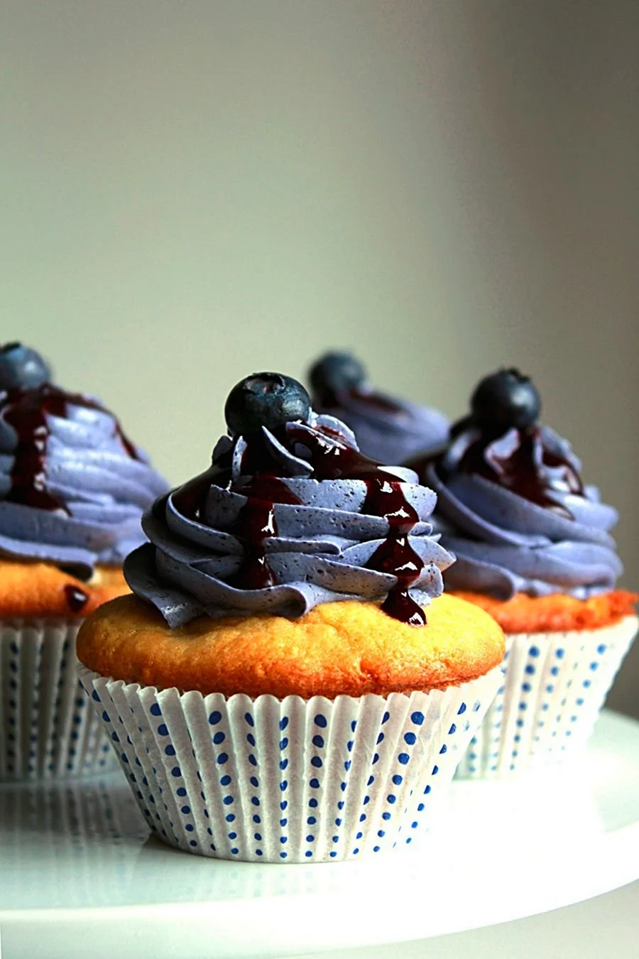 Черничные капкейки