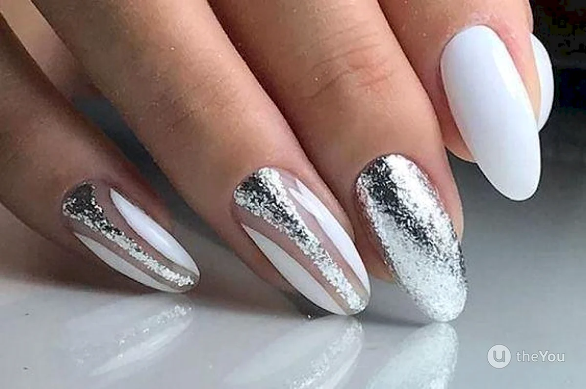 Ногти серебристые