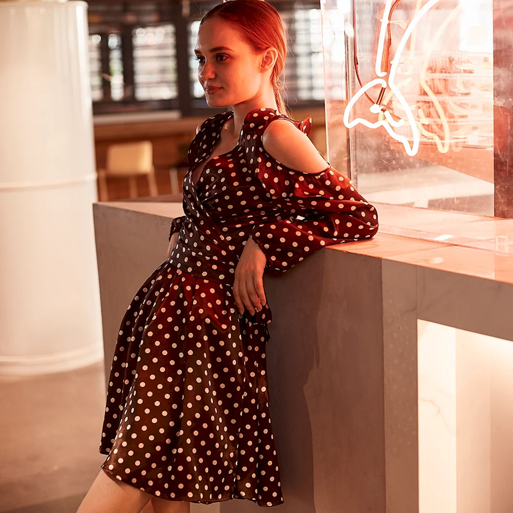 Платье в горошек