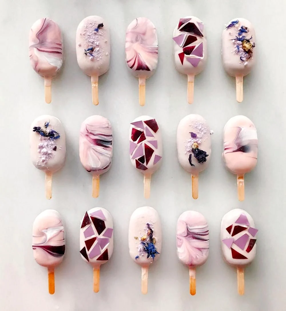 Кейк Попс в виде мороженого