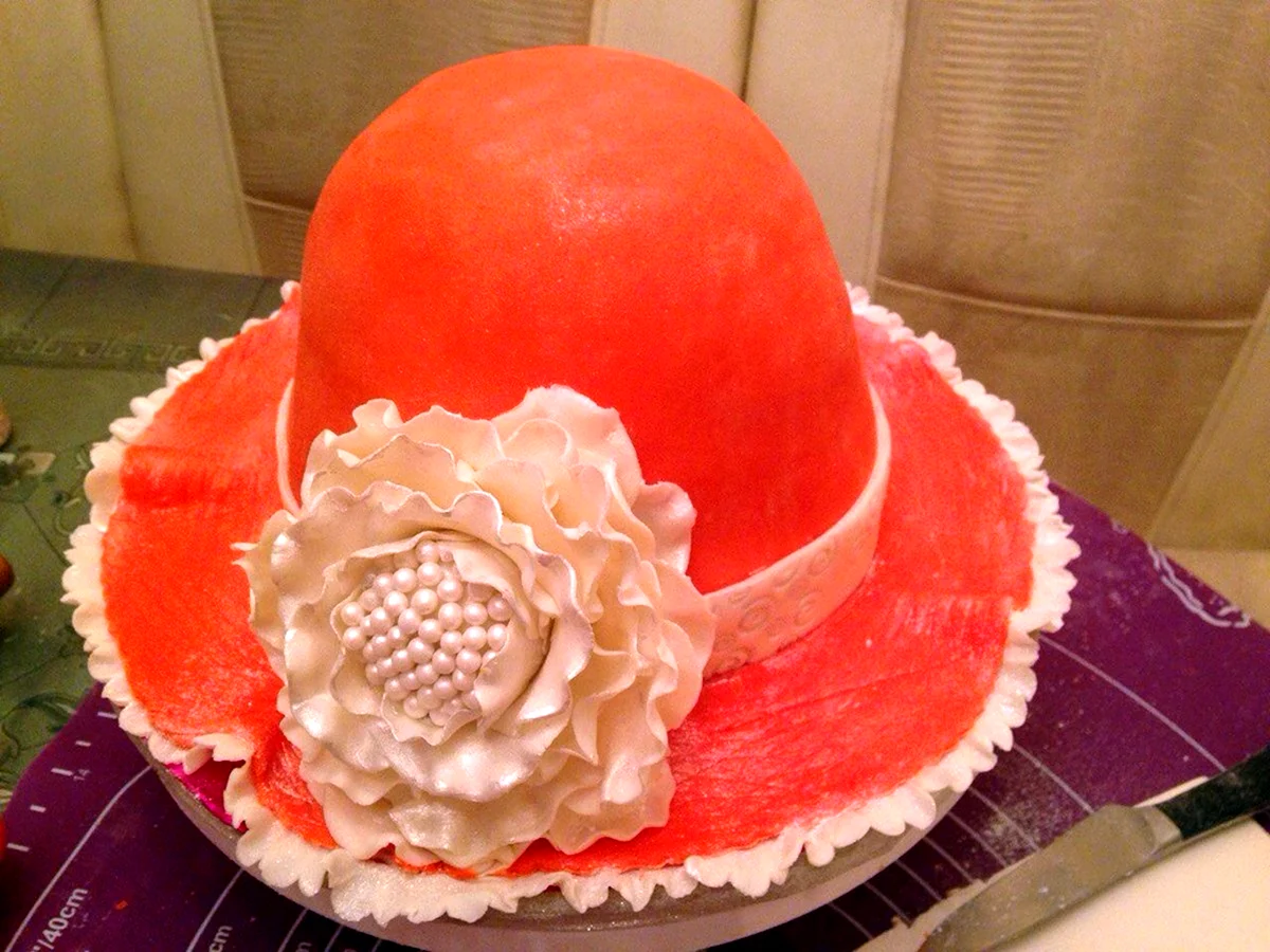 Кремовый торт шляпка