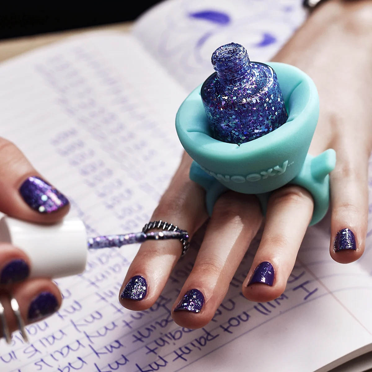 Красиво сфоткать маникюр