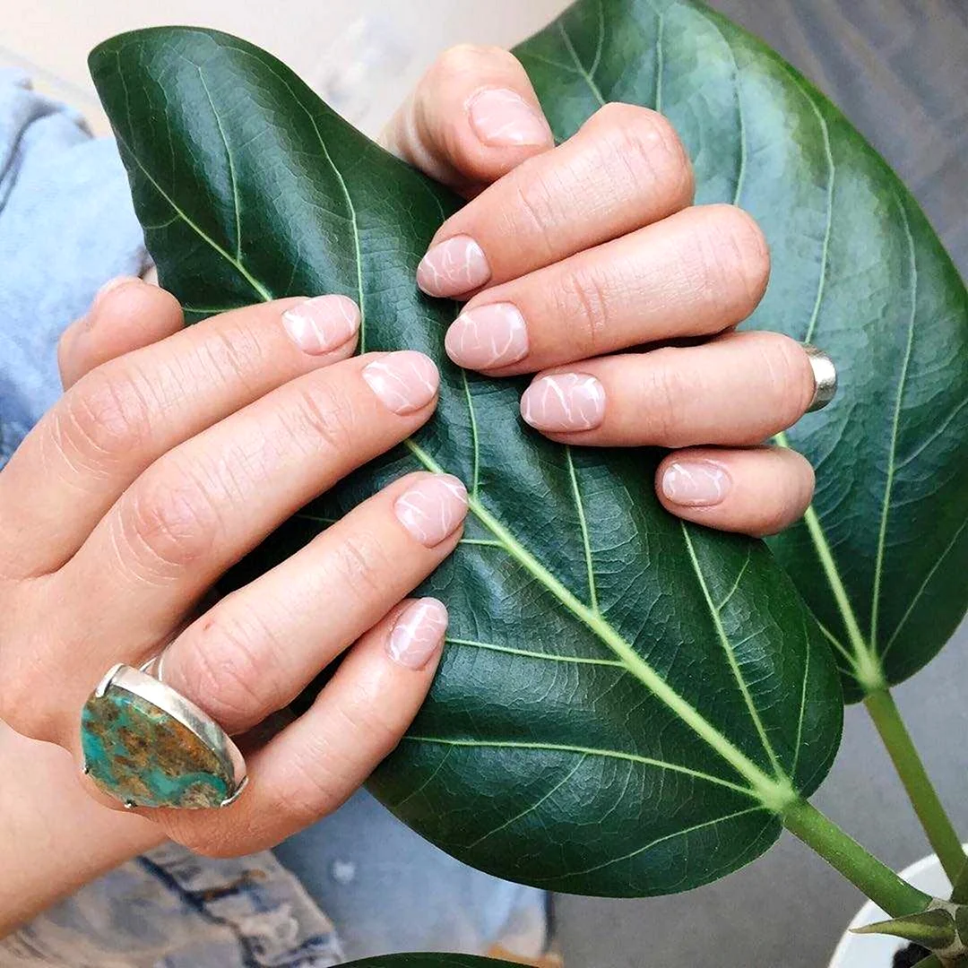 Фотографировать ногти