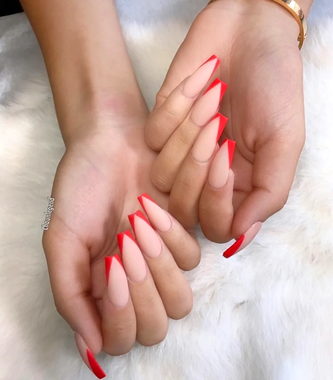 Красный френч на длинные ногти квадрат