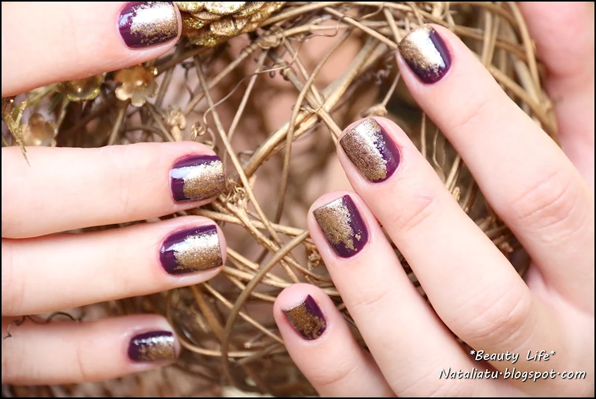 Ногти золото с фиолетовым