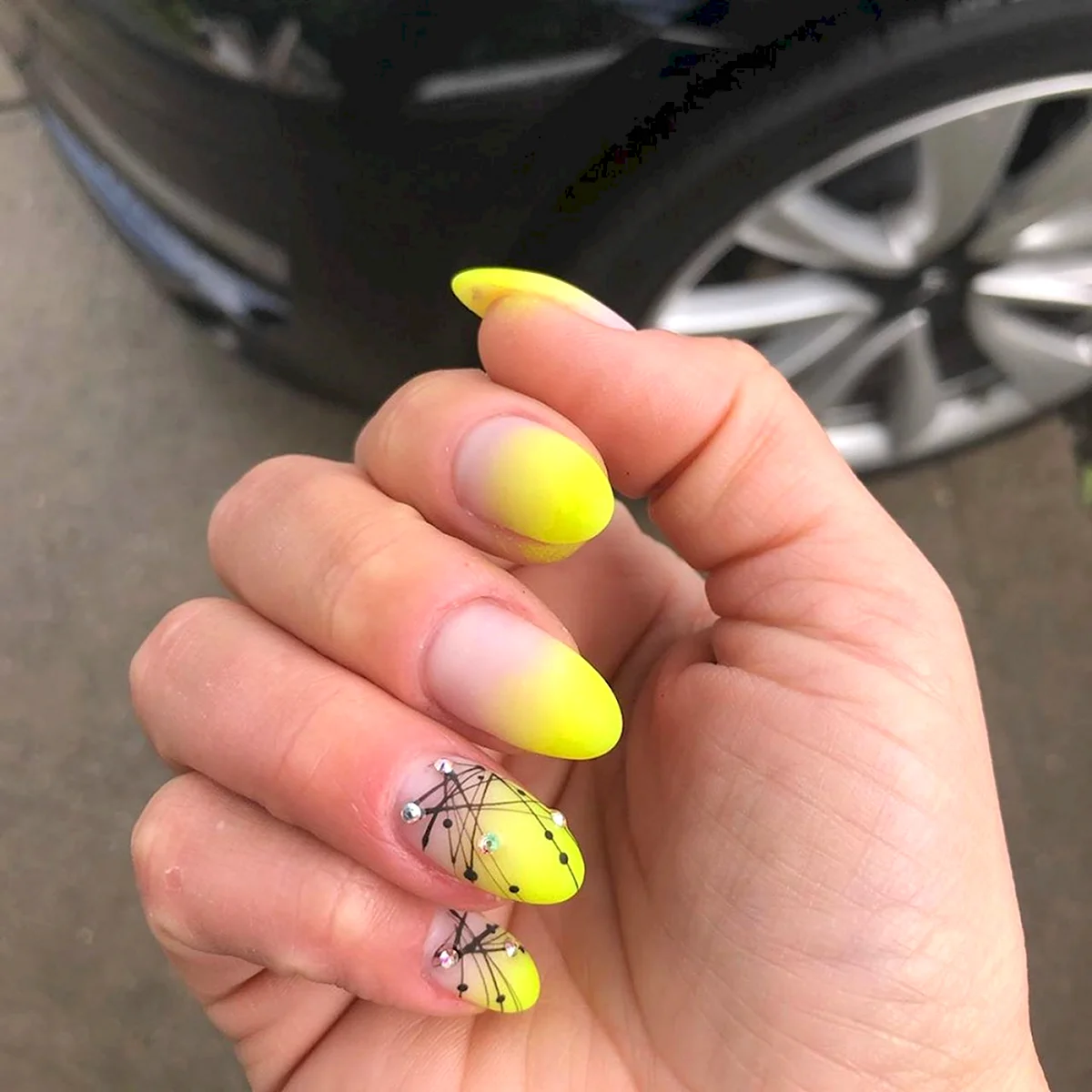 Кислотно желтый френч