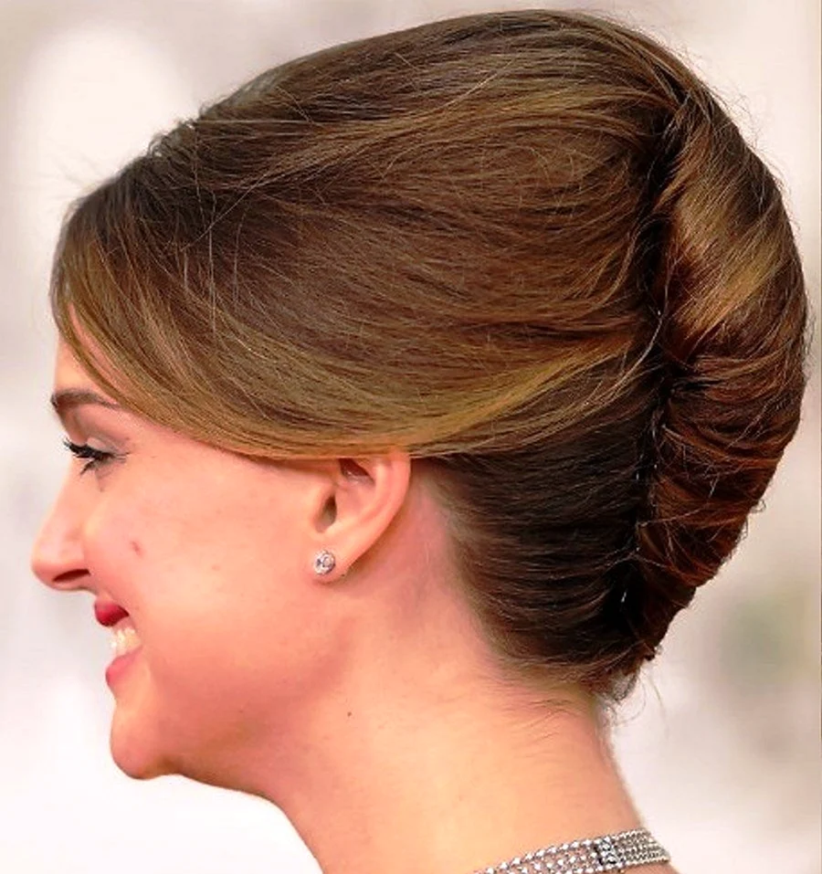 Прическа Ракушка из локонов