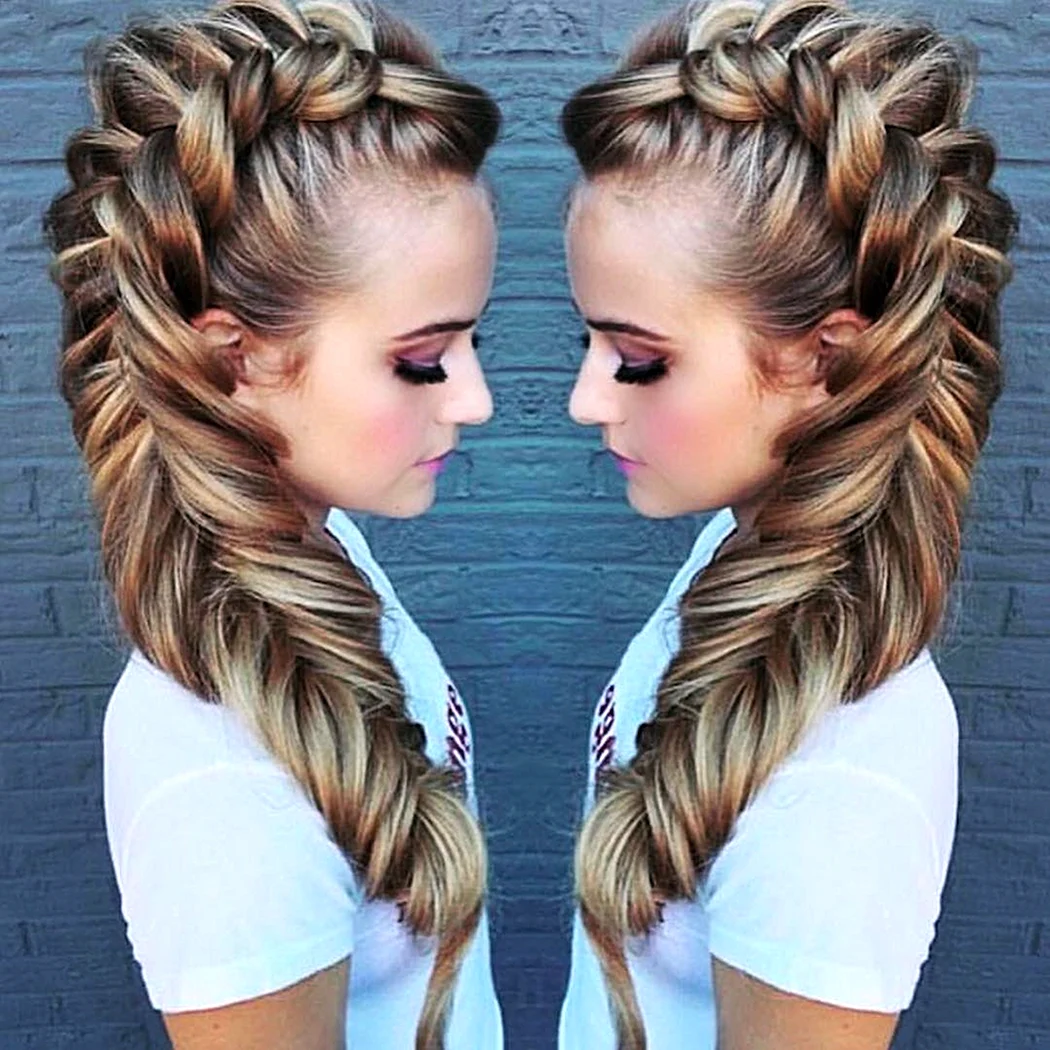 Прическа с косой на длинные волосы