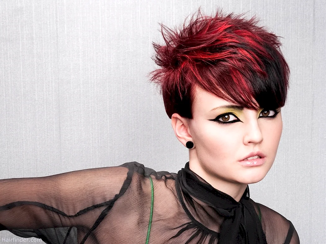 Красное мелирование на короткие волосы