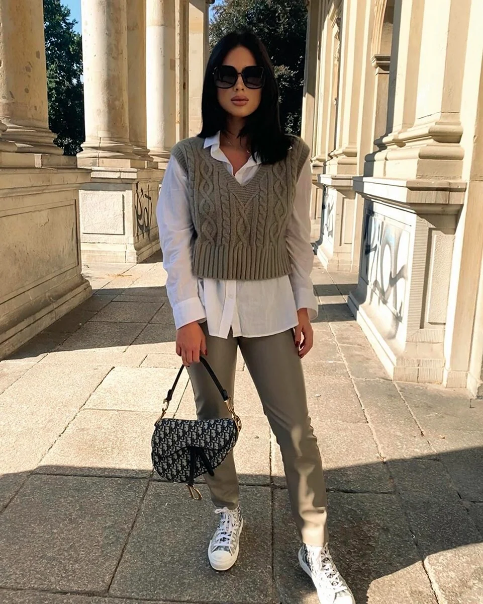 Жилетка 2022 тренд