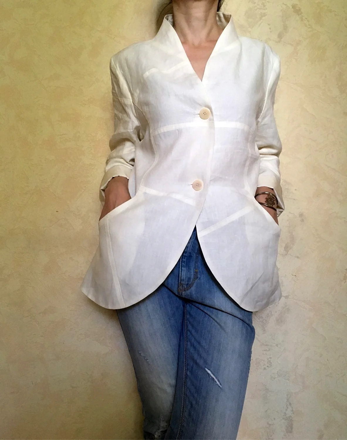 Льняной пиджак женский