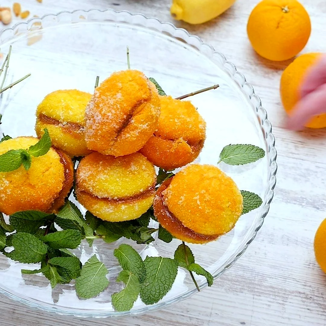 Пирожное персик