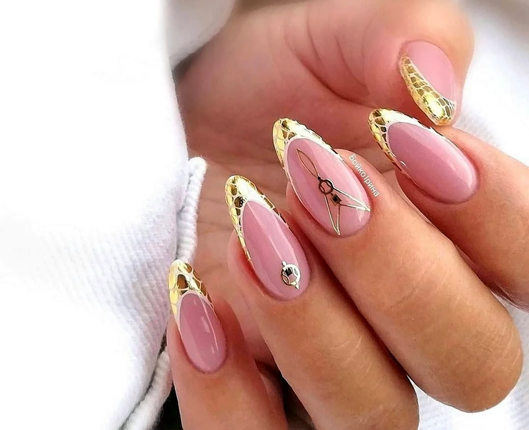 Маникюр Весна френч