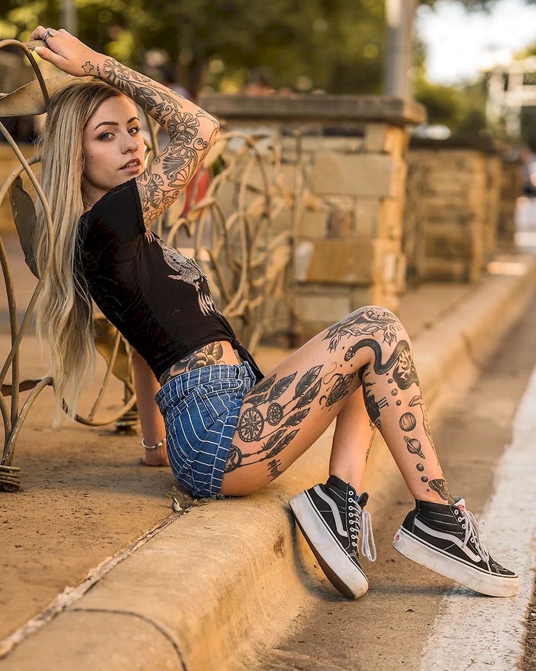 Марьяна Ширинская тату модель