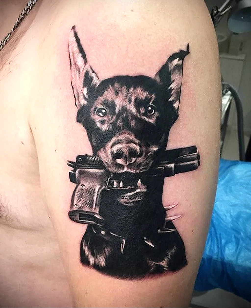 Татуировка Доберман