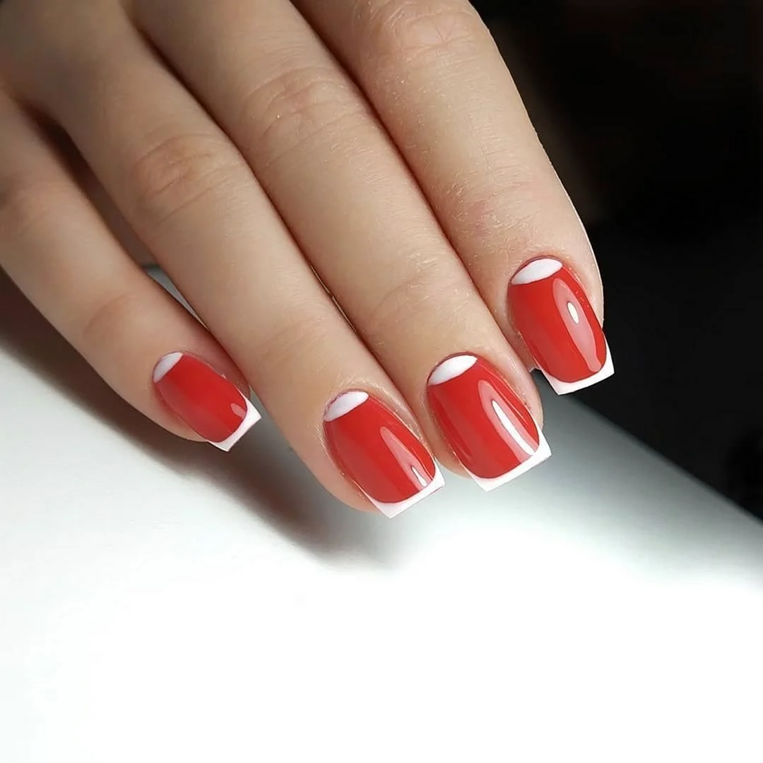 Френч красный с белым