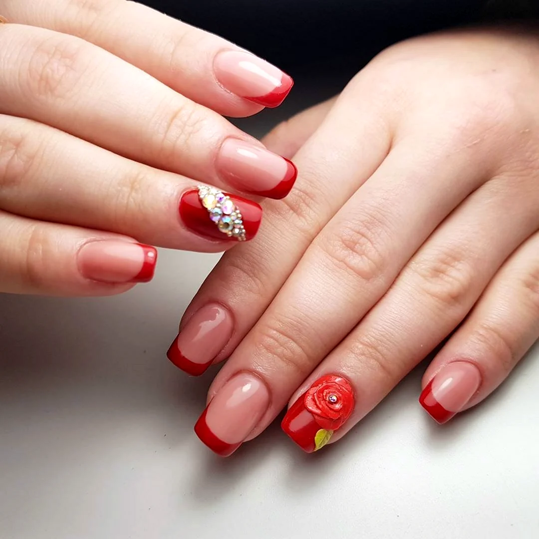 Красный френч 2021