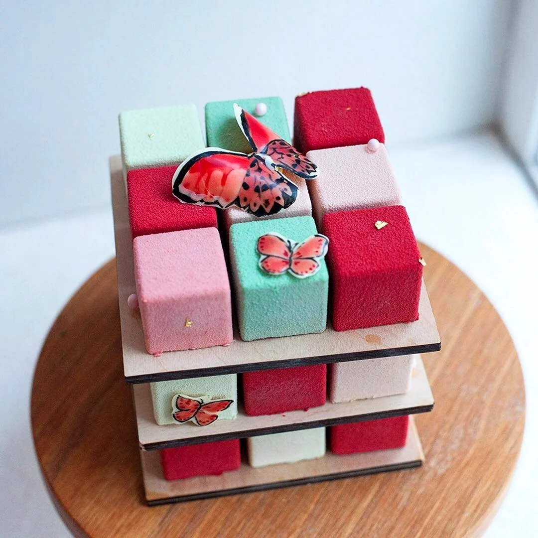 Торт кубик рубик муссовый