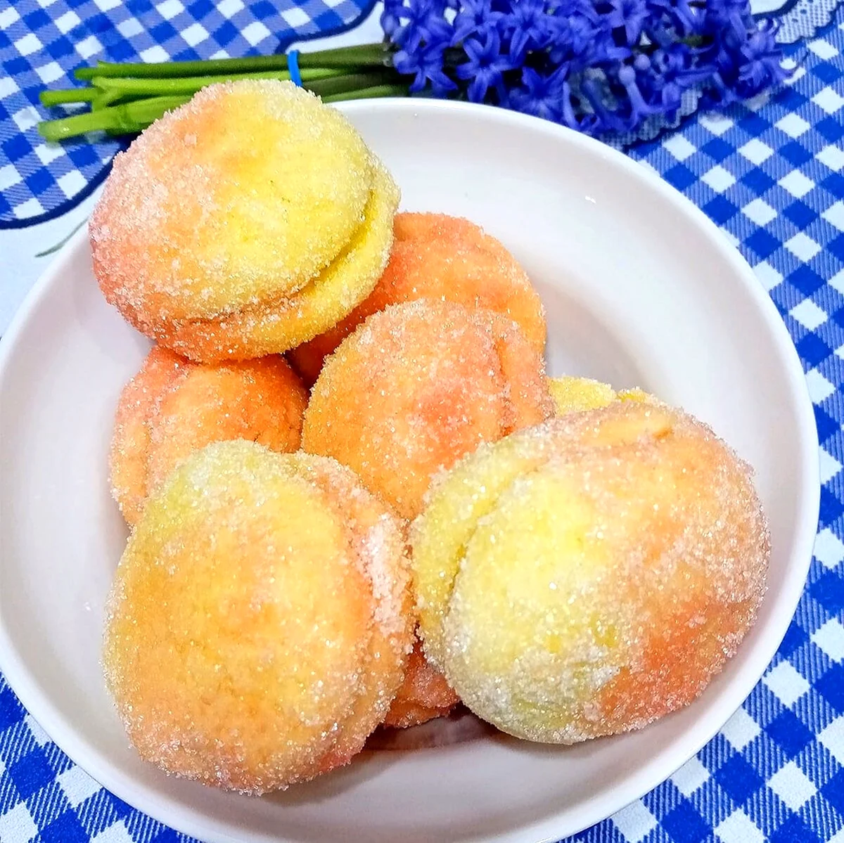 Пирожное персик