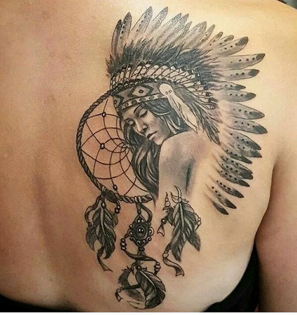 Тату индианка с перьями