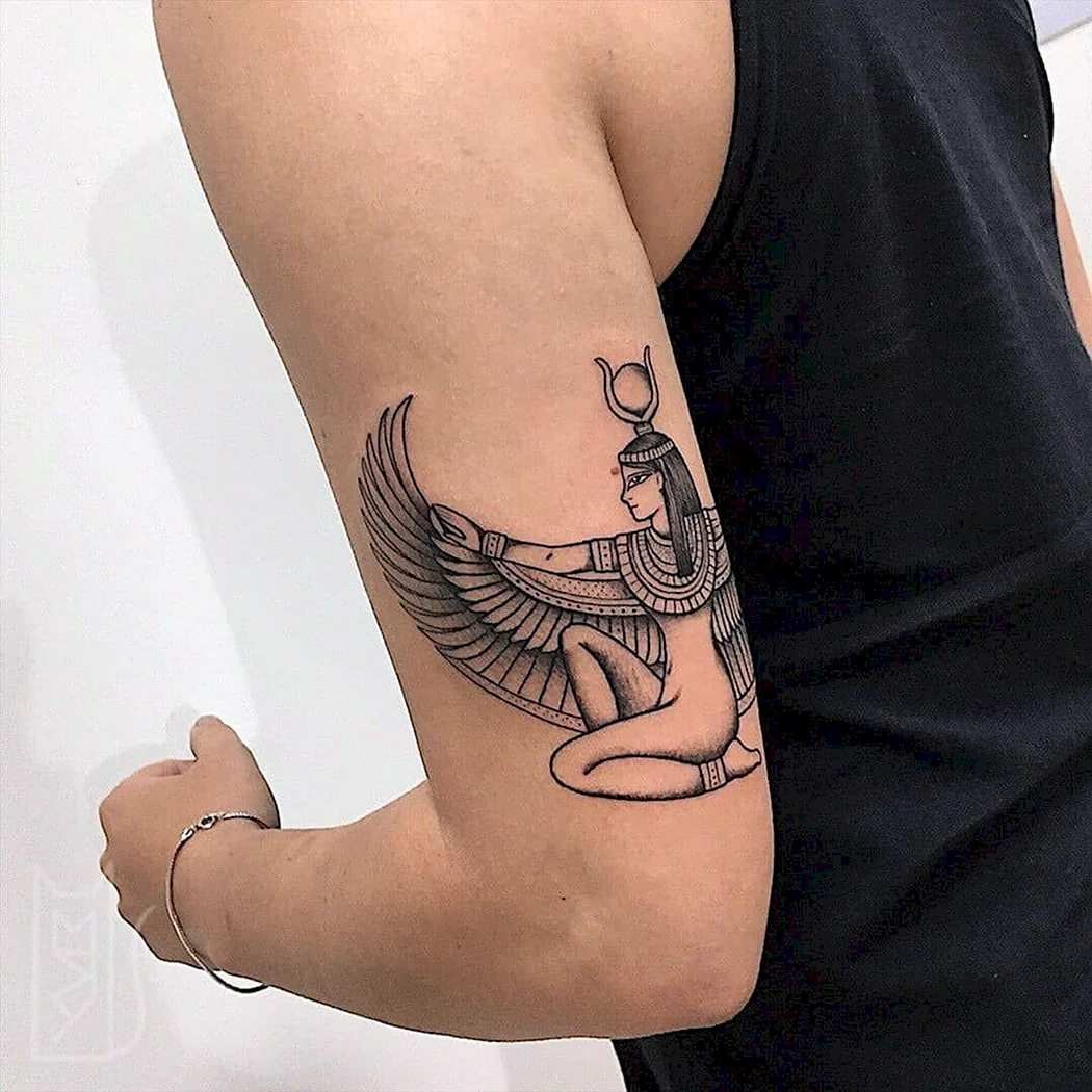 Богиня Исида Татуировка