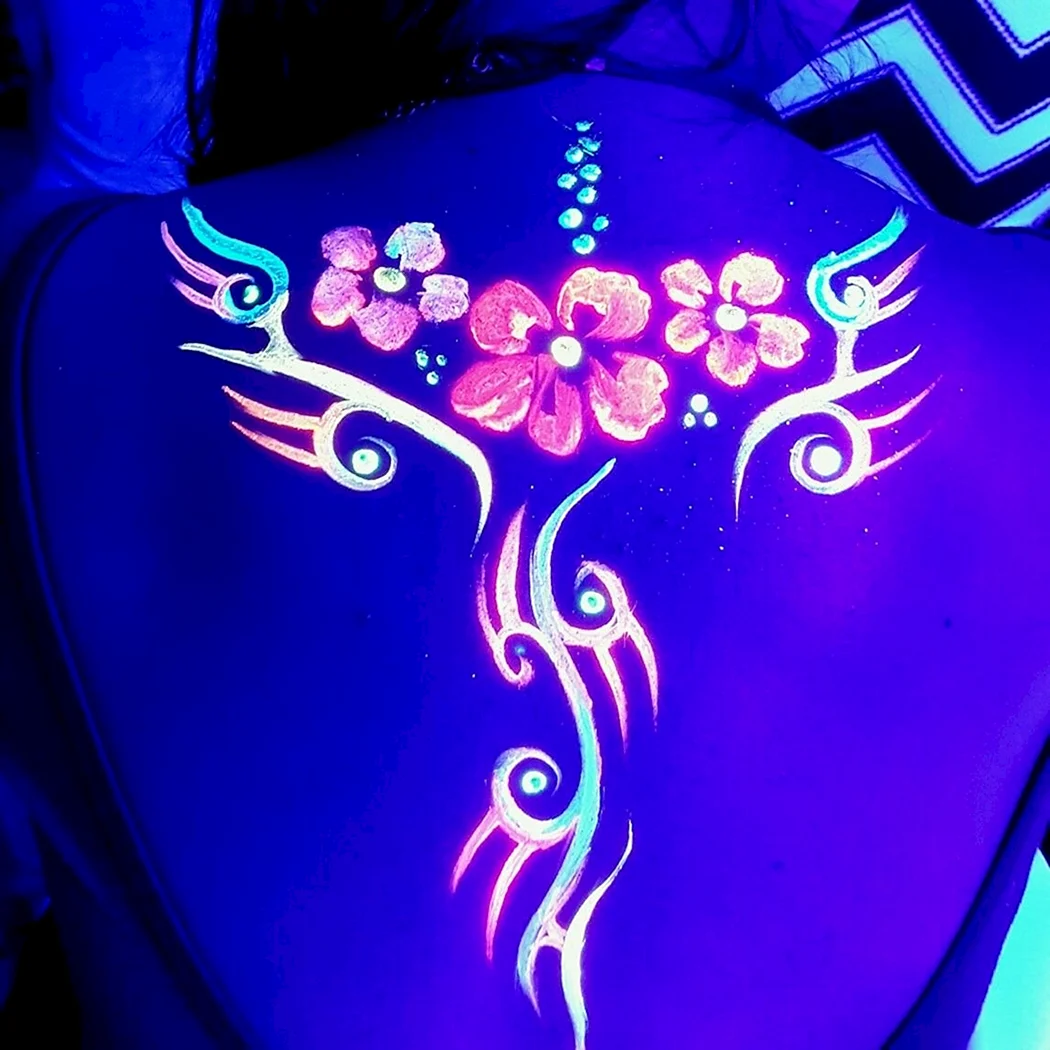 Флуоресцентные тату