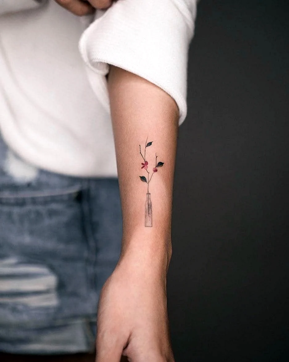 Маленькие Татуировки для женщин