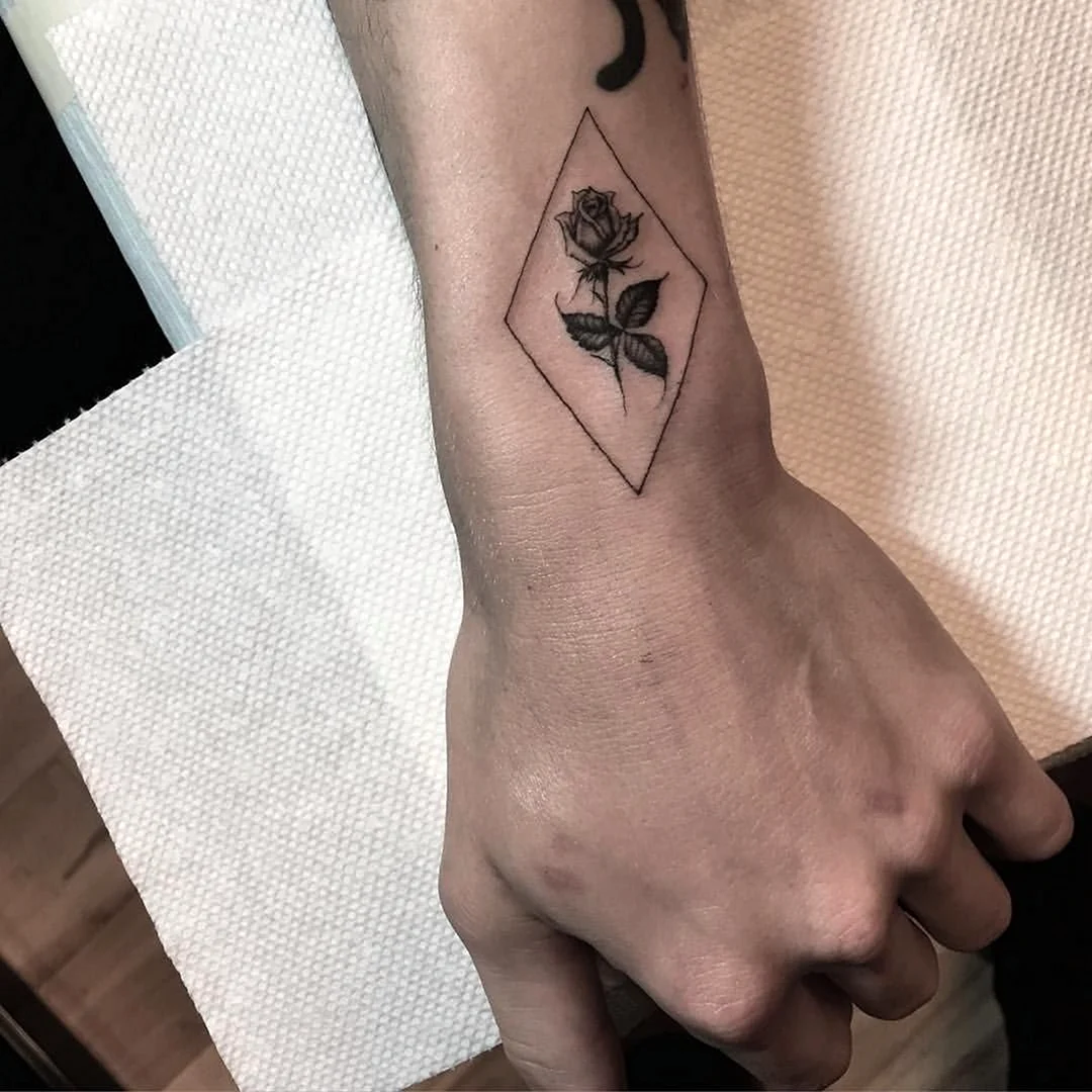 Небольшие тату