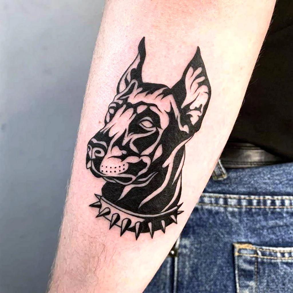 Тату Доберман лайнворк