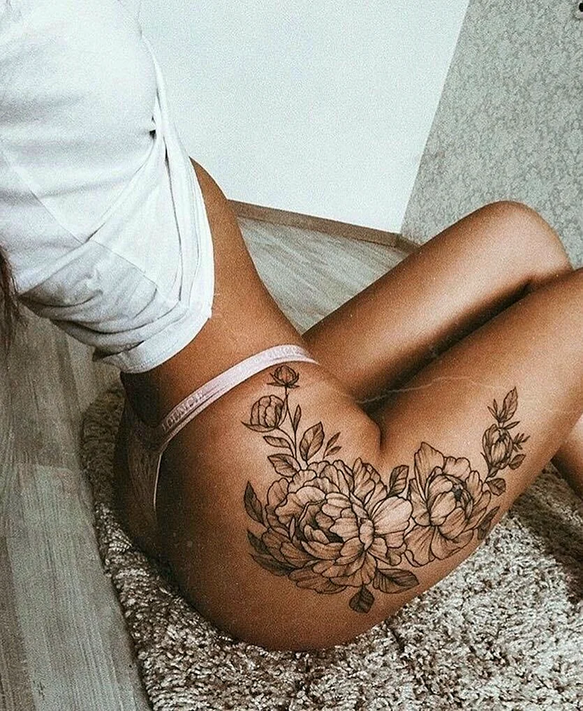 Красивые тату для девушек на ляшке