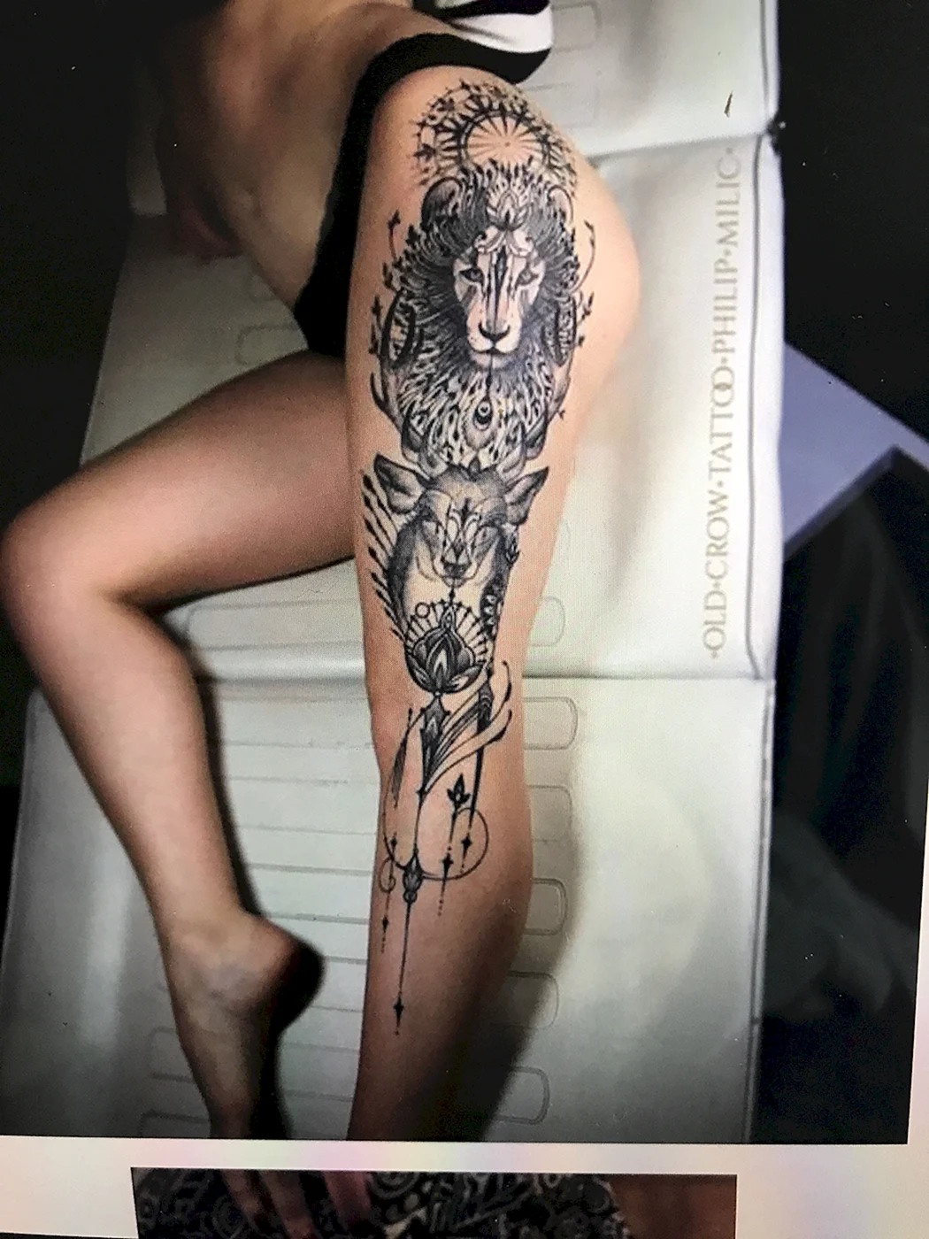 Тату на бедре животные