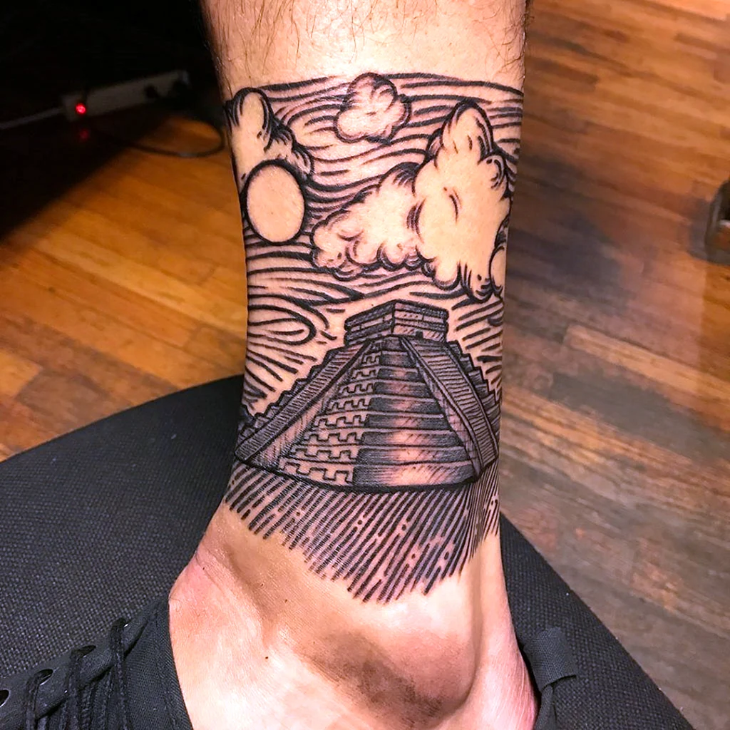 Тату с пирамидами барханами