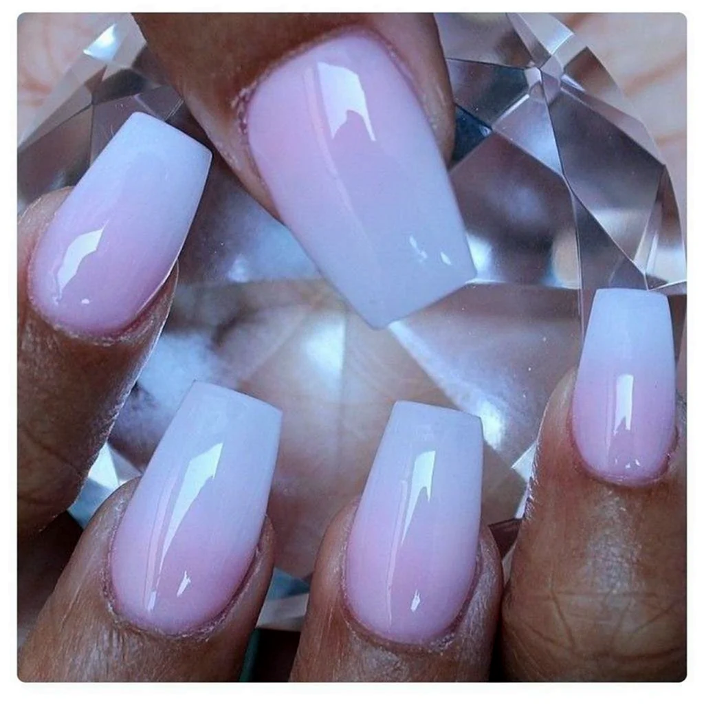 Френч градиент омбре маникюр