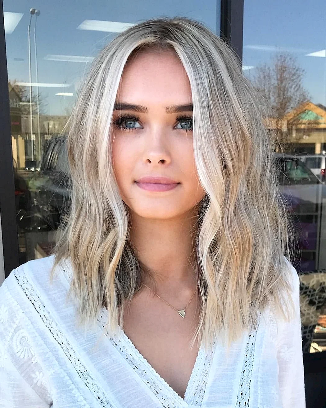 Стефани Даниэль пепельная блонд