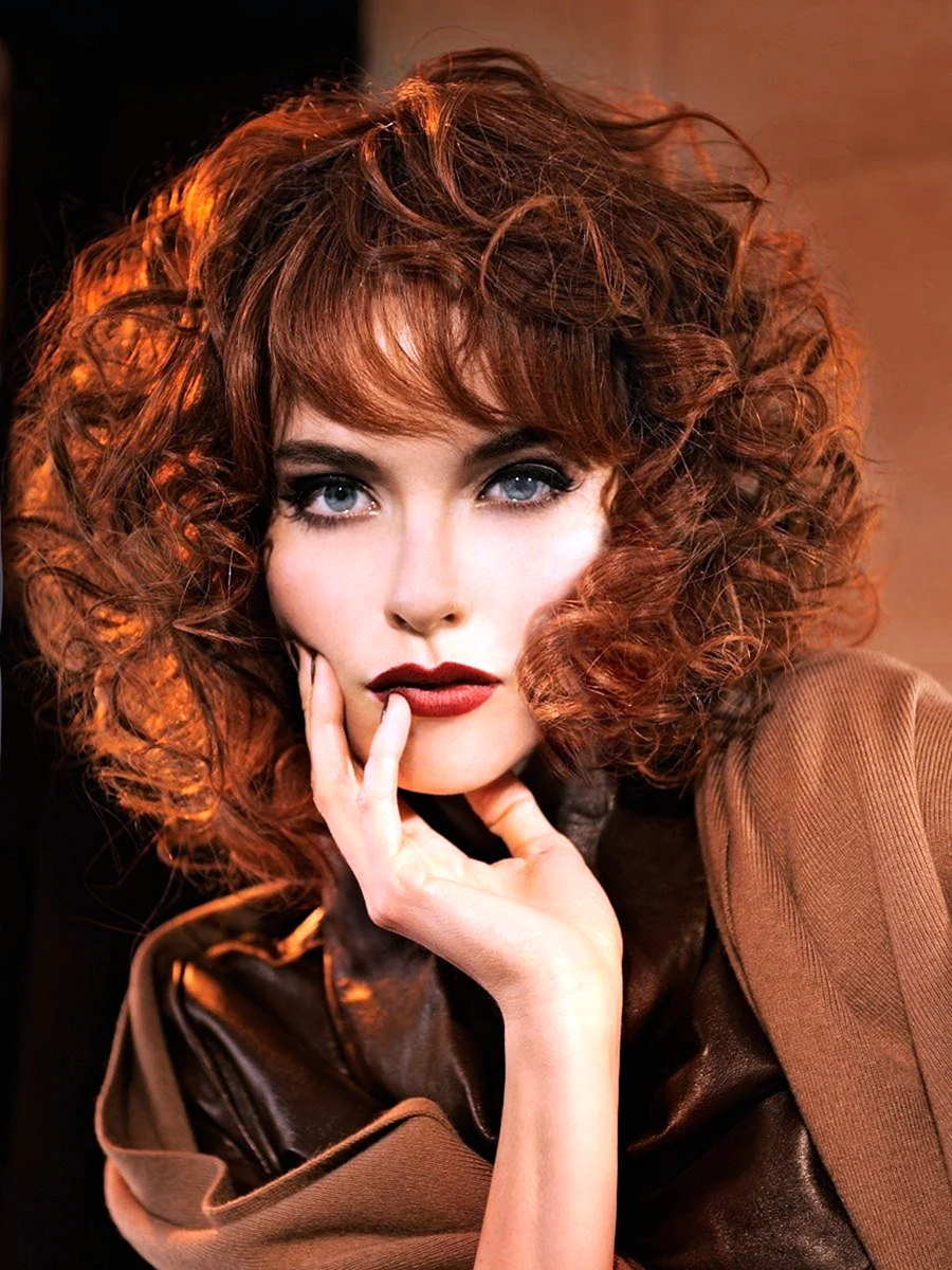 Химическая завивка с челкой