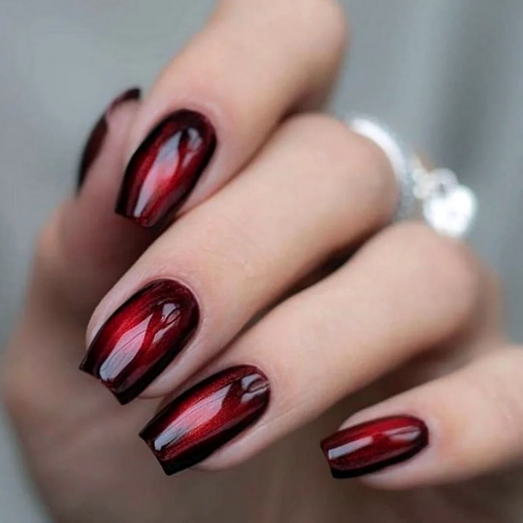 Красные и бордовые ногти