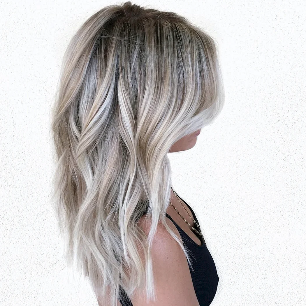 Шатуш балаяж пепельный