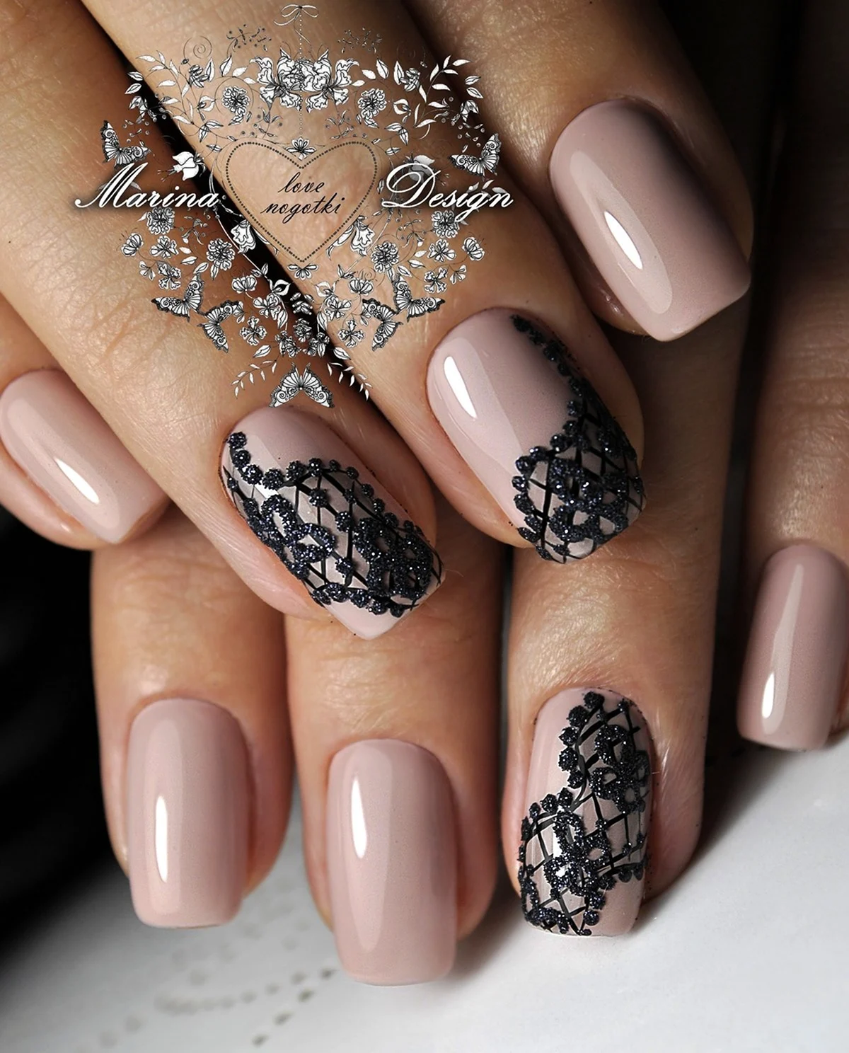 Кружево на ногтях