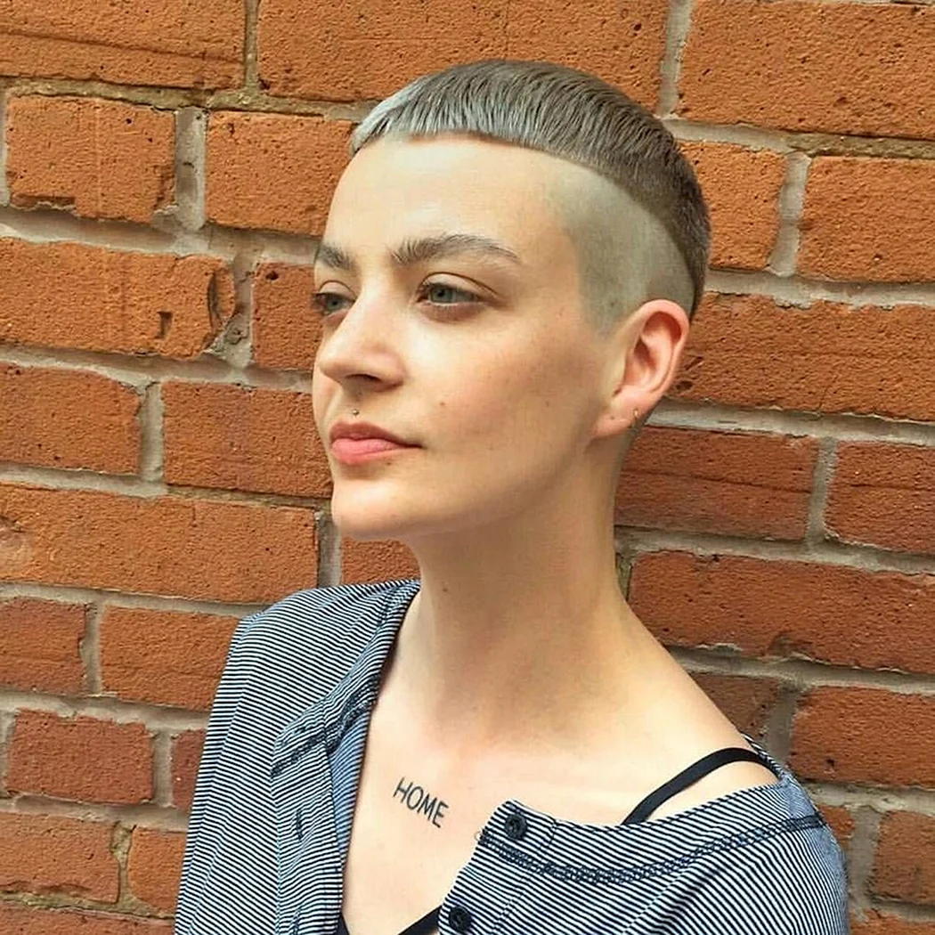 Стрижка Ежик женская Томбой