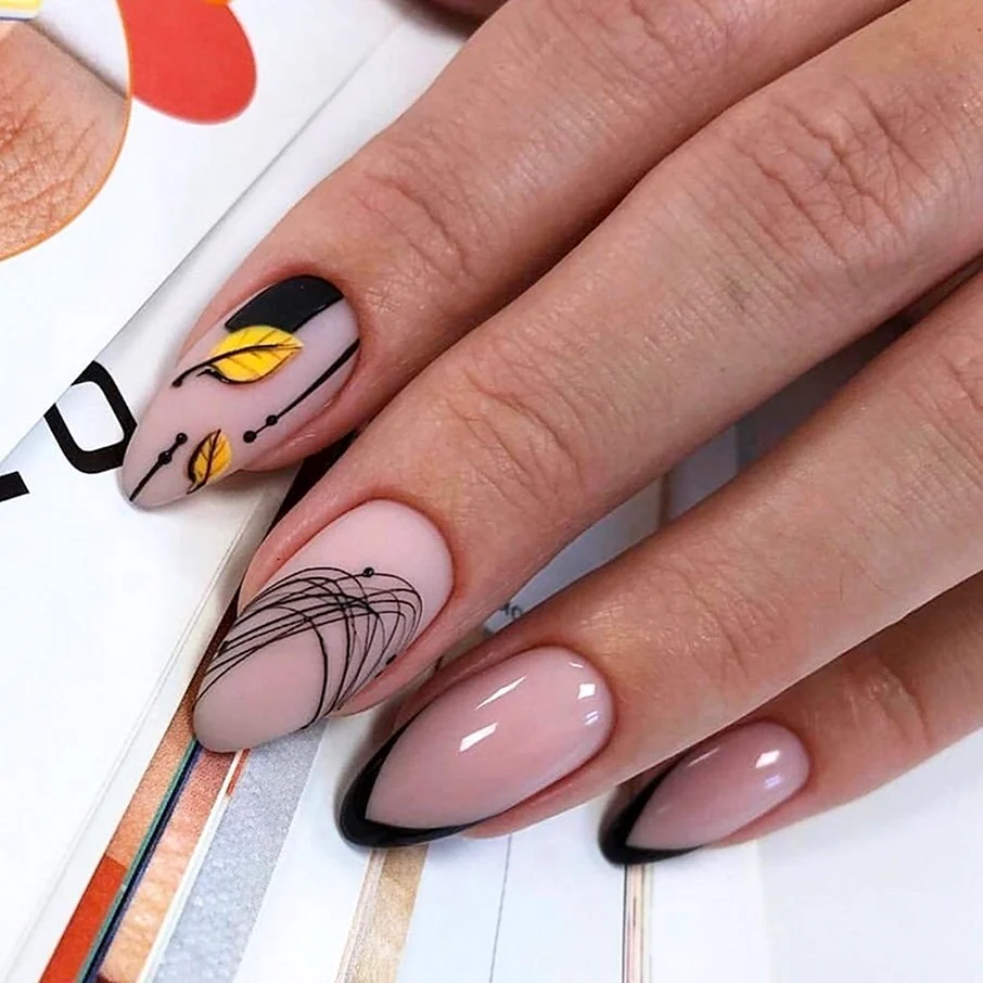 Осенний маникюр абстракция