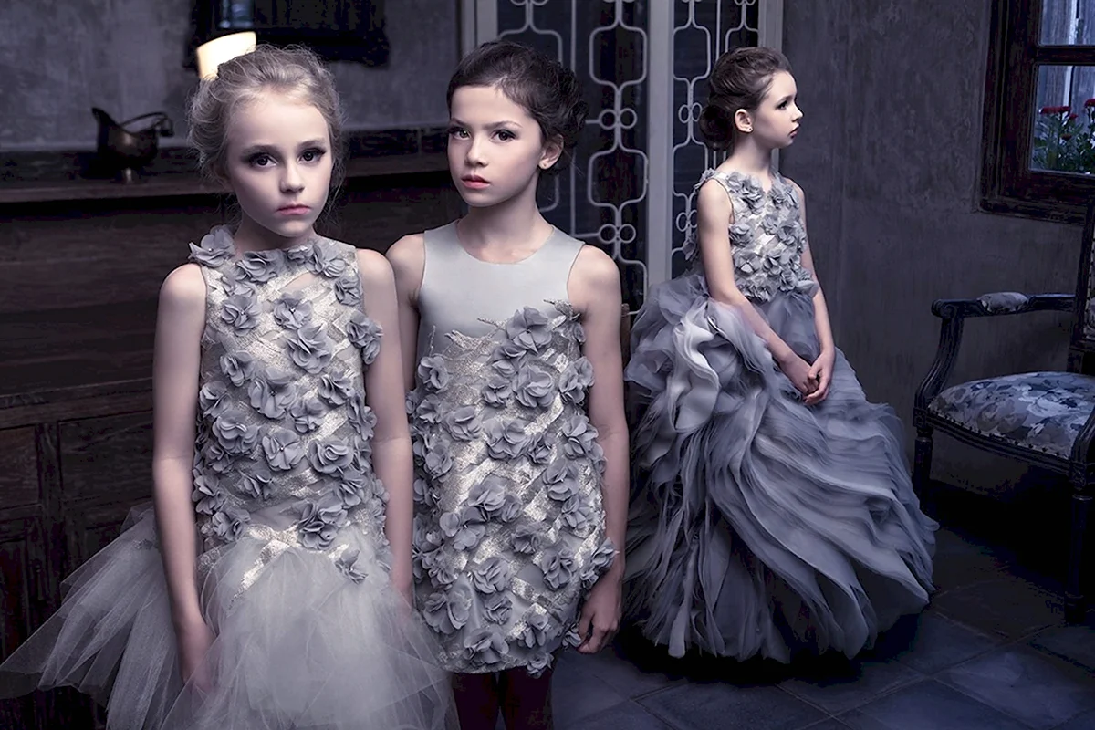 Платья Mischka Aoki