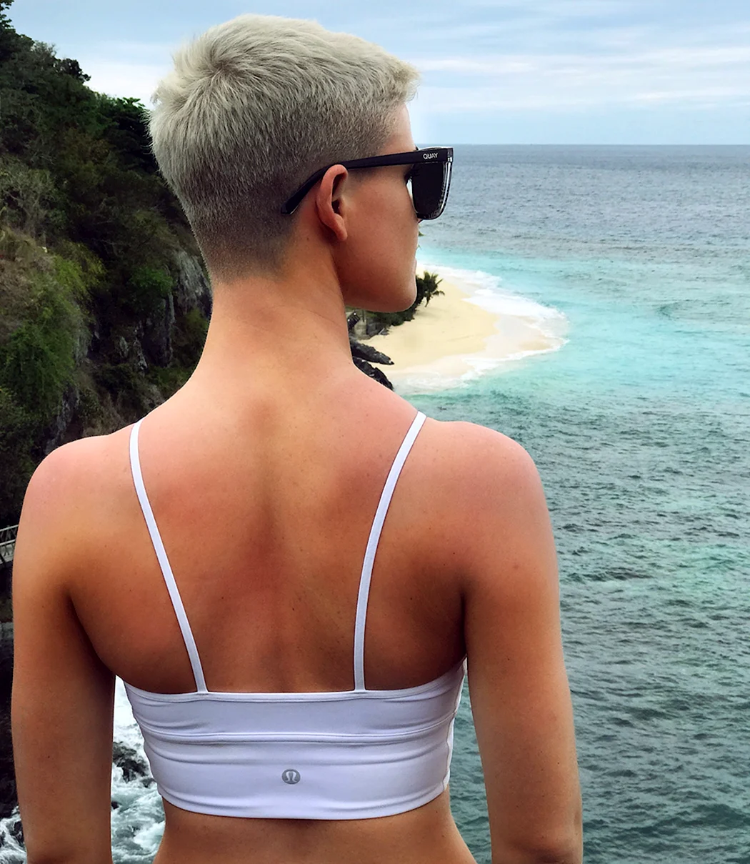 Короткая стрижка женская со спины