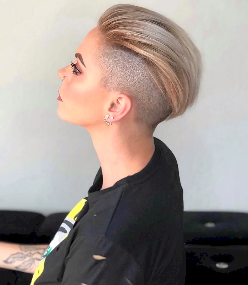 Пикси Лонг андеркат