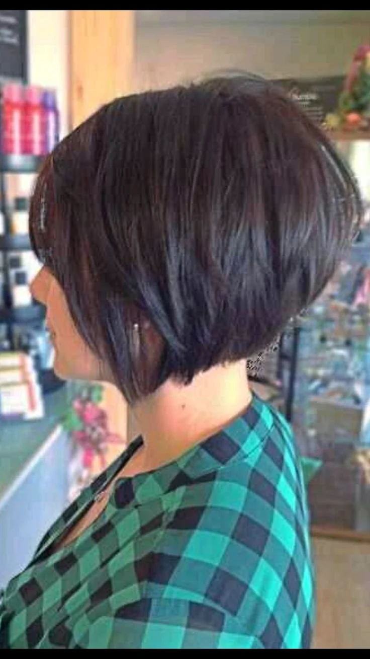 Стрижка градуированное Боб каре стрижка каре на ножке