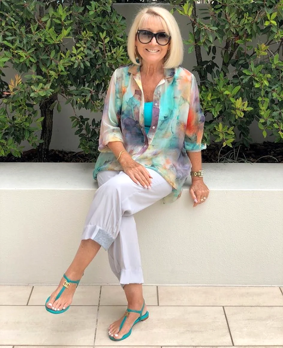 Стильная одежда для женщин 50